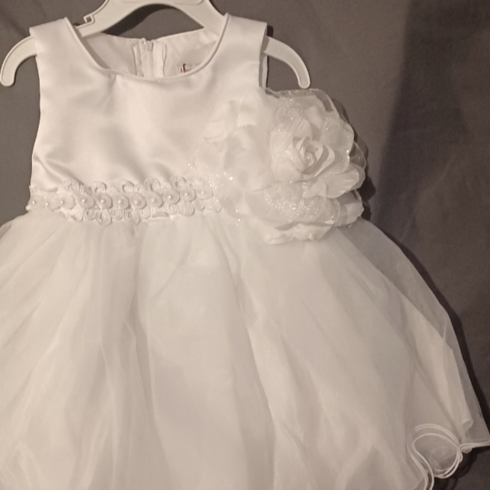 New white little girl dress 12 mo.